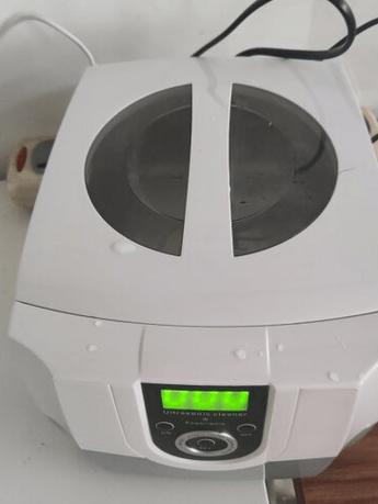 家用小型超声波清洗机